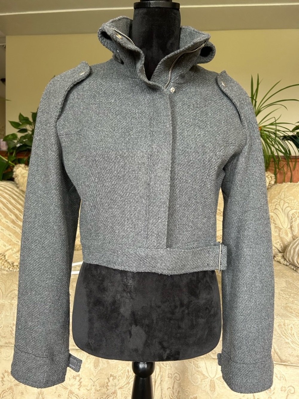 Cropped Grey Women's Wool-Blend Jacket